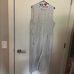 Banana Republic Black and White Striped Garment